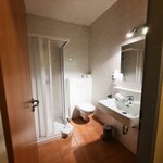 Photo of Triple room, shower or bath, toilet, standard | © Gasthof Sauer